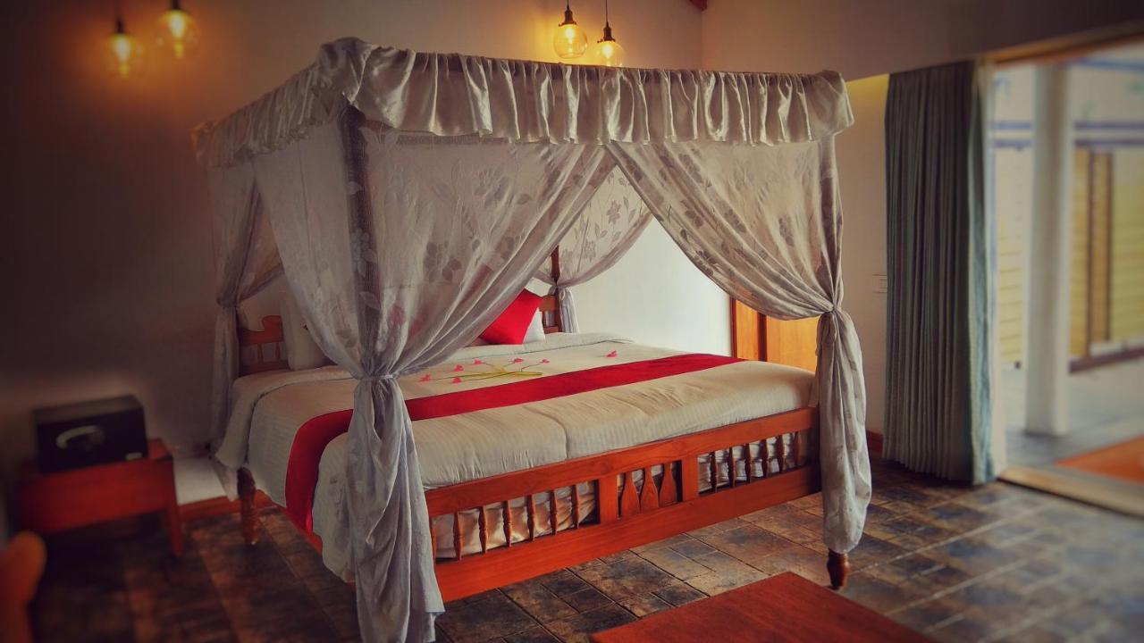 Villa Private Pool Complementary Hi-Tea Experience Village Walk Shikara Cruise 45 minutes